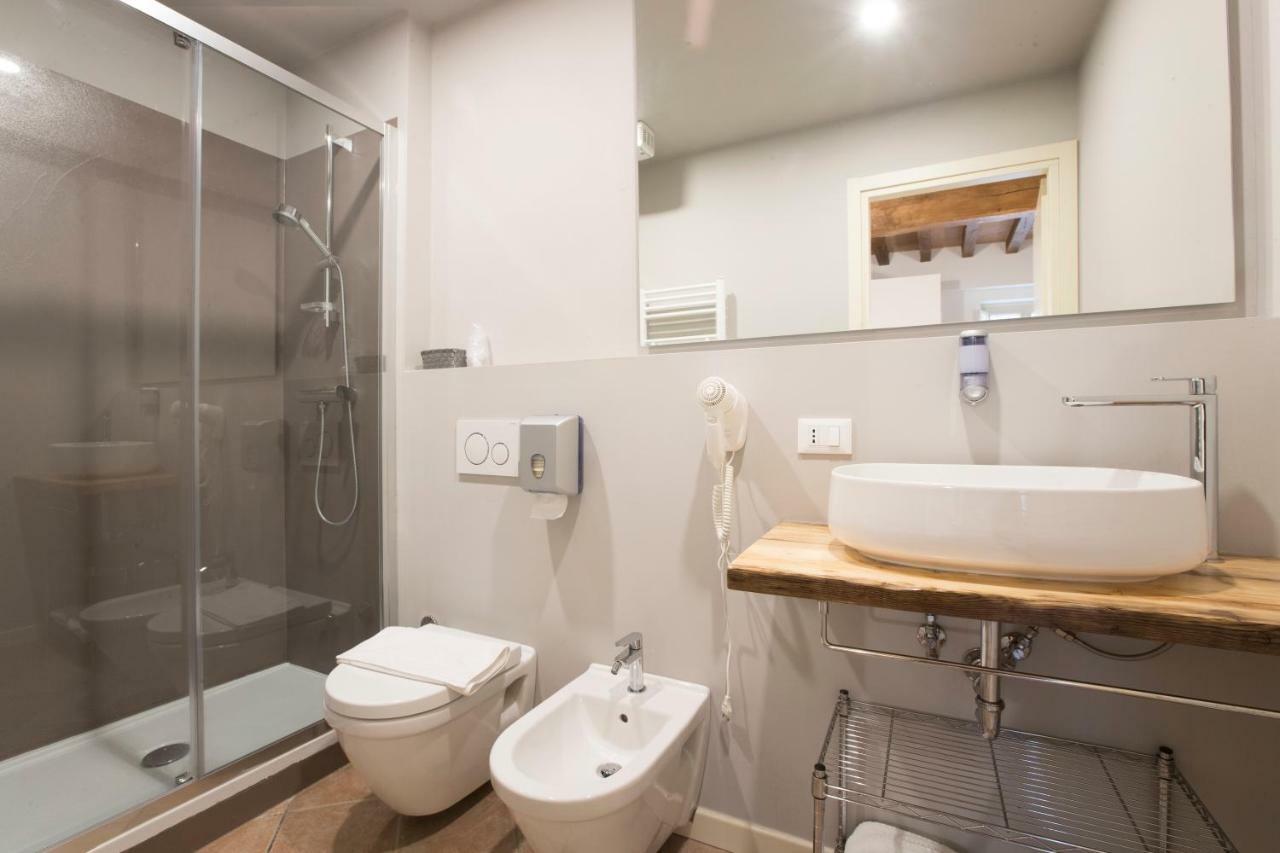 Il Cortiletto Hotel เปียเชนซา ภายนอก รูปภาพ